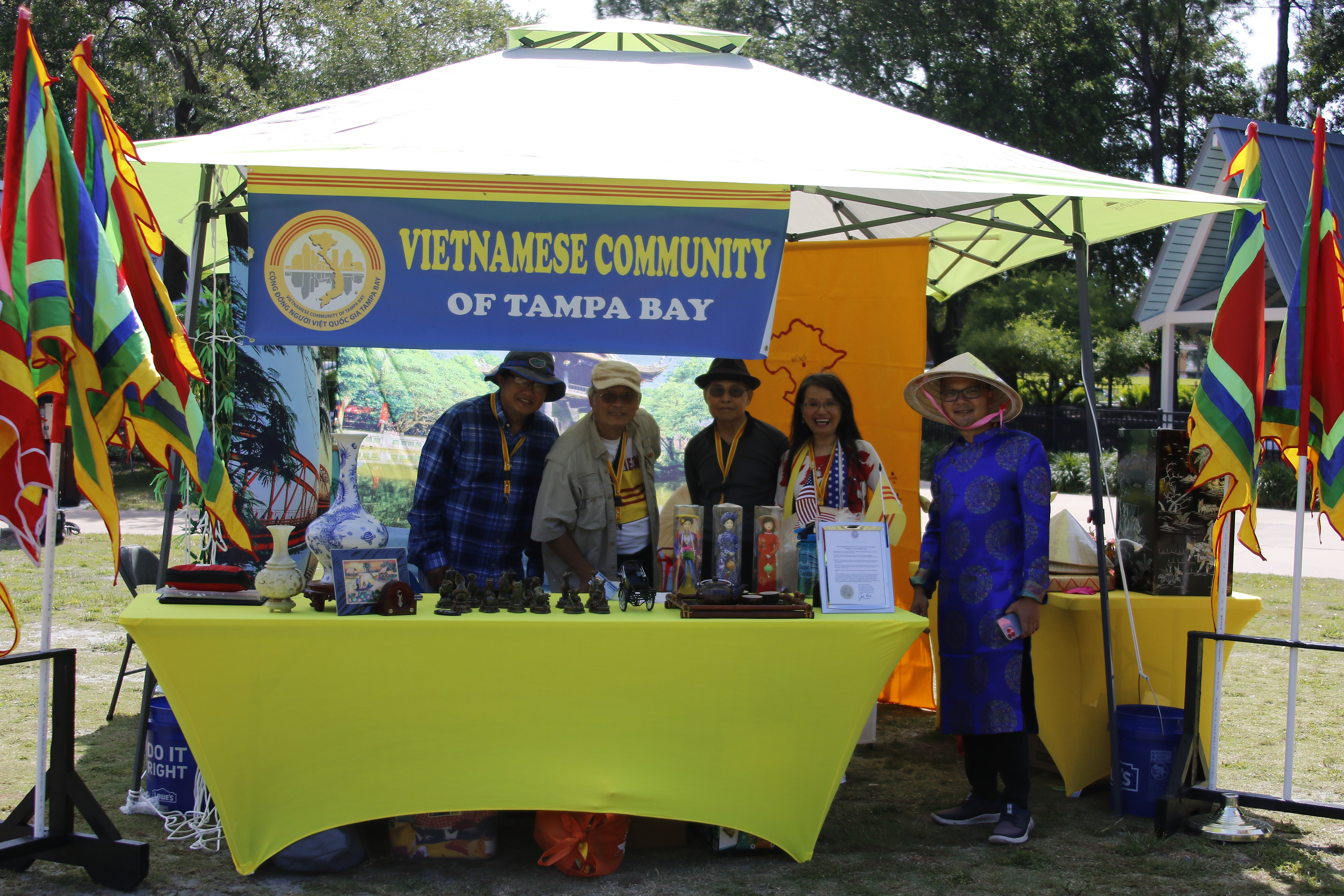 The Vietnamese Community of Tampa Bay Tent